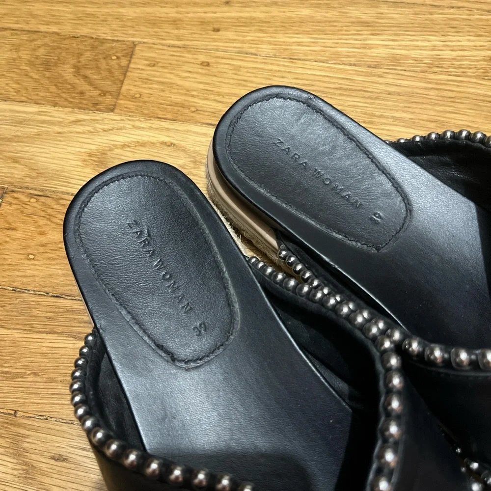 Zara Black Studded Leather Slide Sandals - Picture 2 of 4